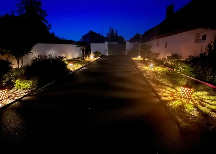 Oasis De Detente Avec Piscine Et Jacuzzi 300m2