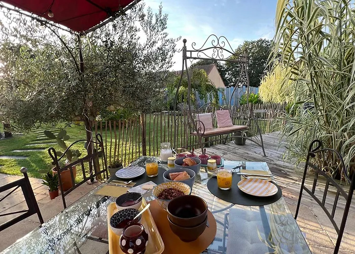 Oasis De Detente Avec Piscine Et Jacuzzi 300m2 Villa *