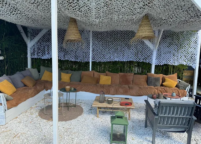 Oasis De Detente Avec Piscine Et Jacuzzi 300m2 Roeze-sur-Sarthe