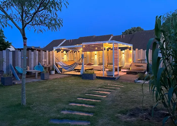 Oasis De Detente Avec Piscine Et Jacuzzi 300m2 Villa Roeze-sur-Sarthe