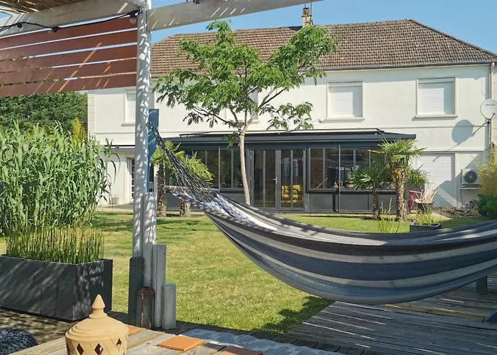 Oasis De Detente Avec Piscine Et Jacuzzi 300m2 Villa Roeze-sur-Sarthe